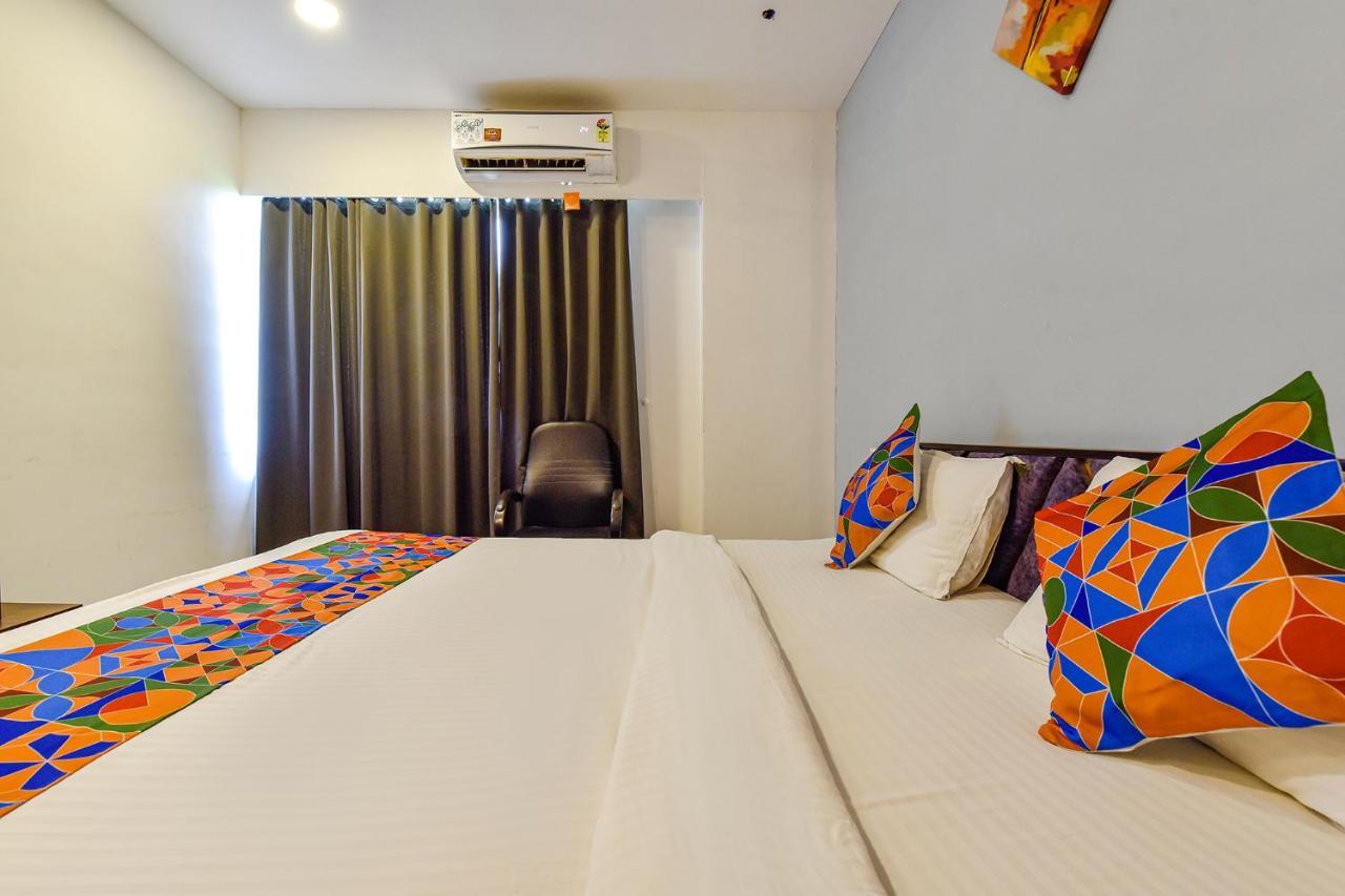 Fabhotel Code Сурат Экстерьер фото
